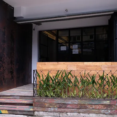 M Boutique Hostel Legian-2